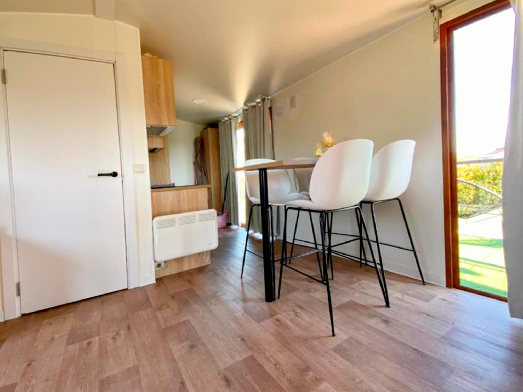 Apartamentos Via Street 3000 Hinojedo Extérieur photo